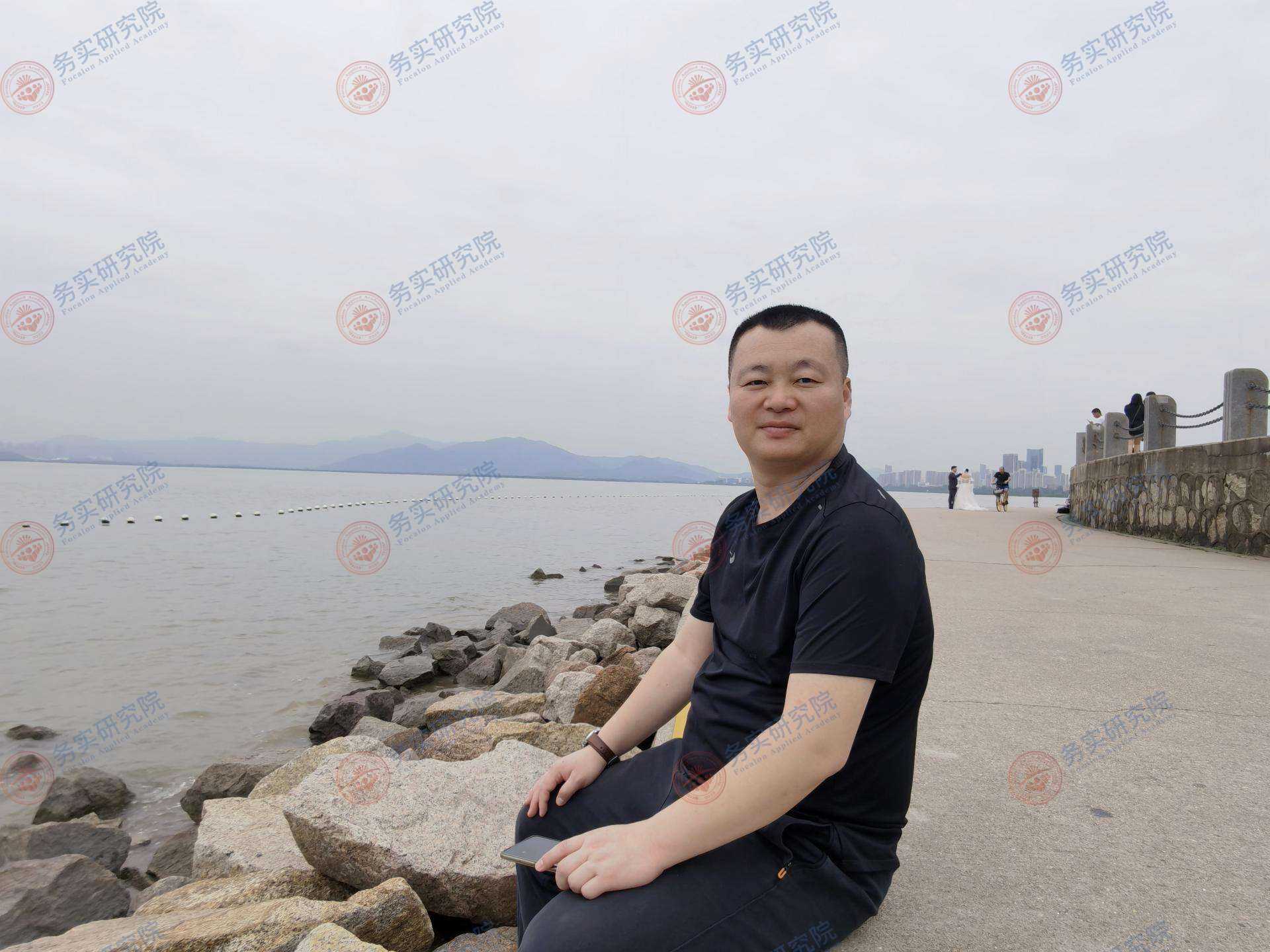 秦刚